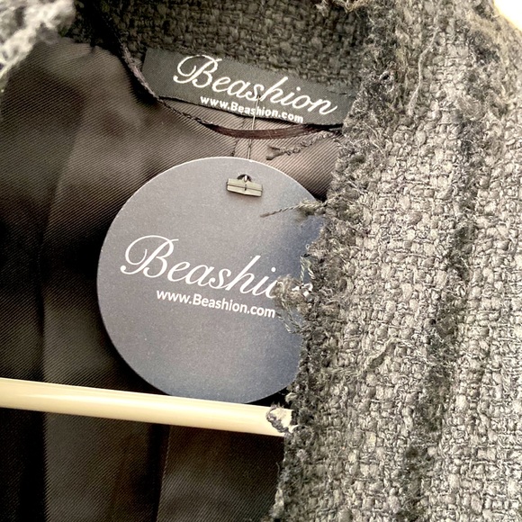 Beashion black with shoulder pads blazer - Picture 3 of 3